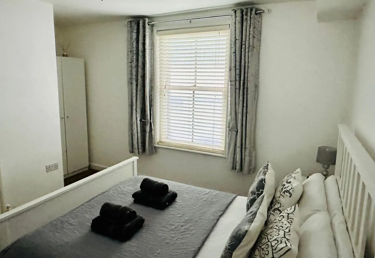 Pophaus Central Brighton - Glam Pad By The Station 0*,